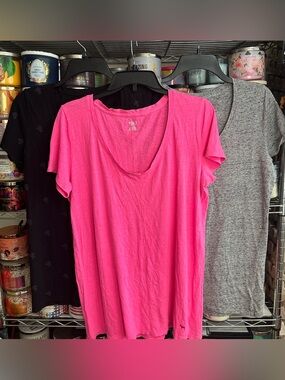 3 VS PINK Tees